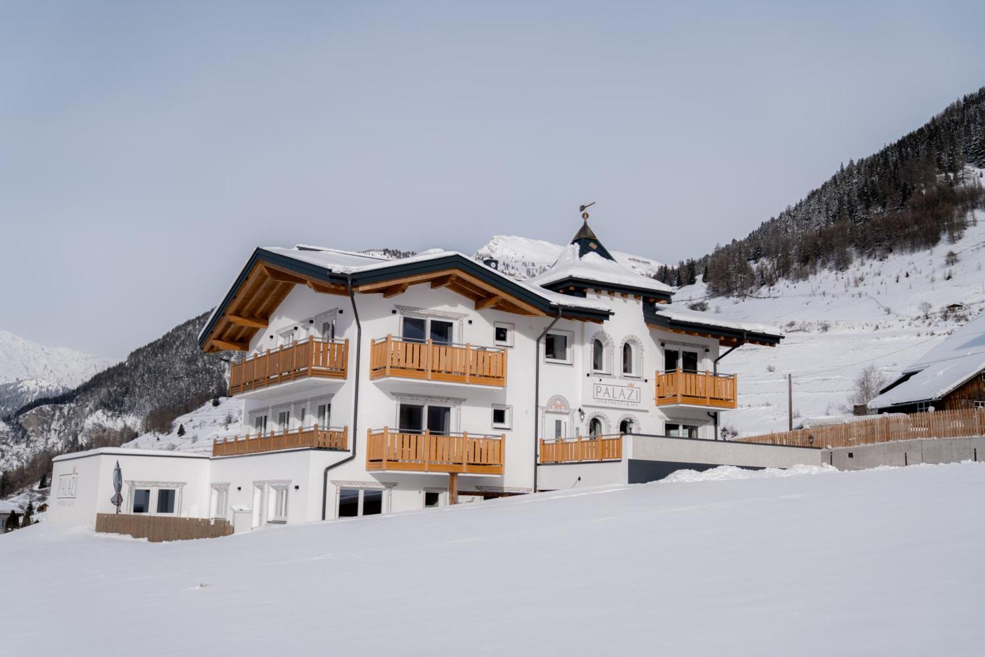 Palazi Apartments & Spa Наудерс Екстериор снимка